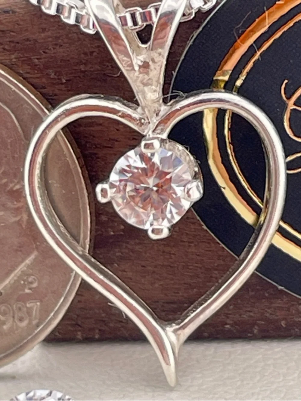 Sale‼️Diamond VS-2 Heart Pendant Necklace .25ct. 4mm. 925 . Box chain - Picture 6 of 8